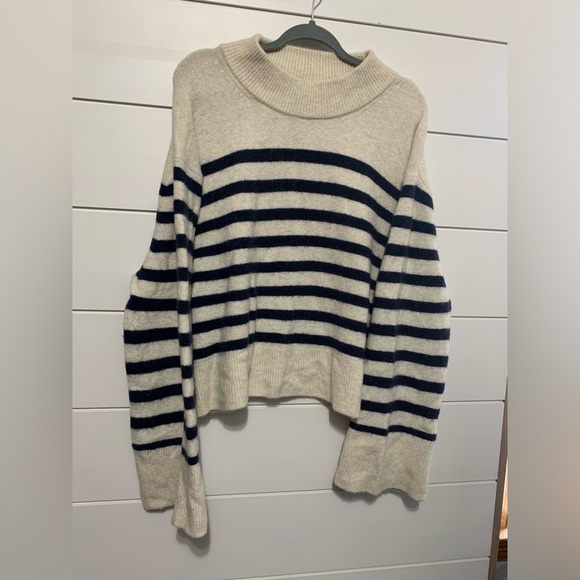 JCrew chunky crewneck sweater in supersoft yarn - Picture 6 of 13